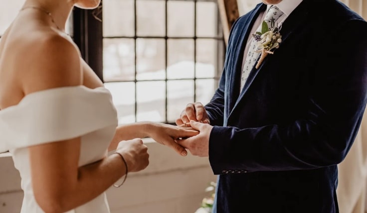 Joyería de oro para matrimonio